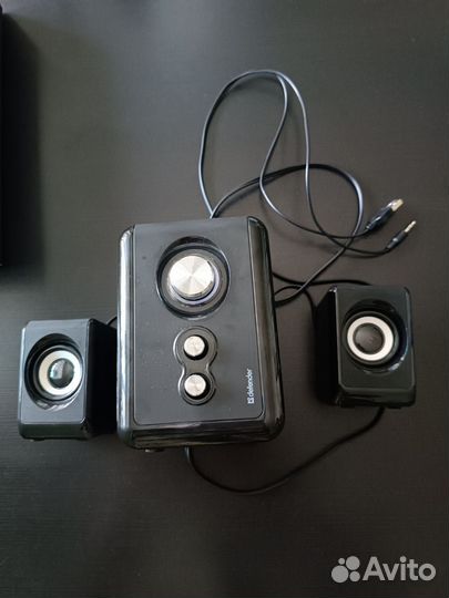 Акустические колонки defender v11