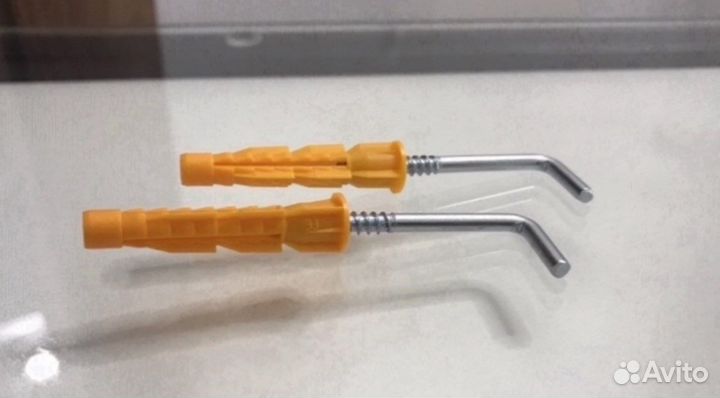 Зеркало в белой раме