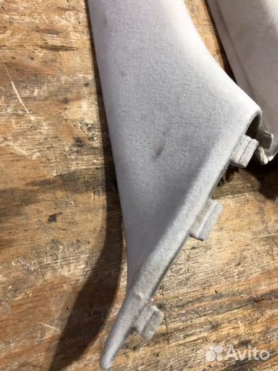 Обшивка стойки кузова передняя Mercedes-Benz