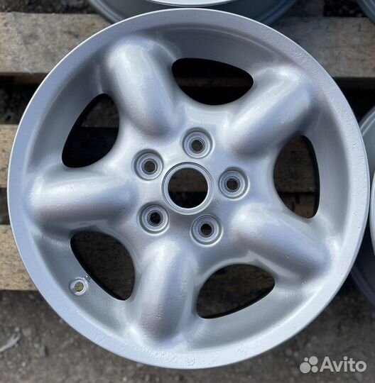 Литые диски Land Rover R16 5x114.3