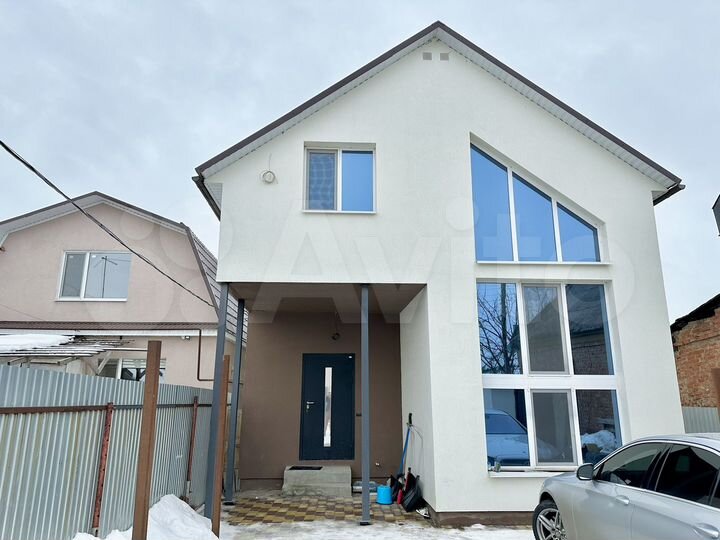 Дом 160 м² на участке 4 сот.