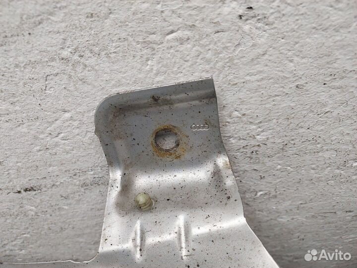 Крыло Audi A6 (C5), 1999