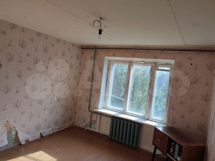 Комната 18 м² в 4-к., 4/5 эт.