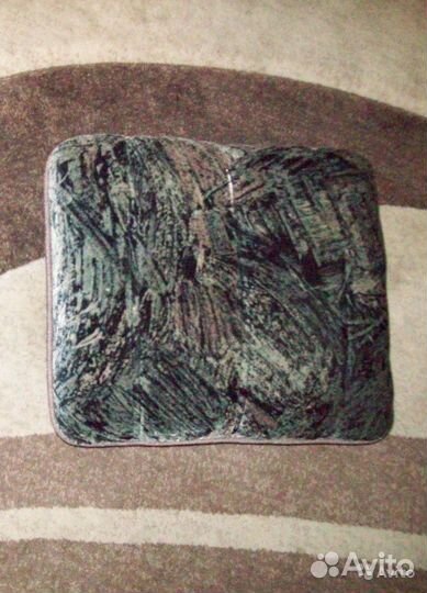 Подушка автомобильная размер 35х30