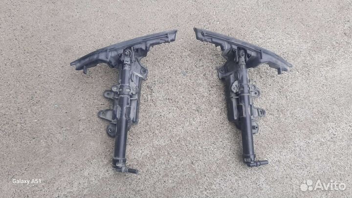 Форсунка омывателя фары jeep grand cherokee WK2