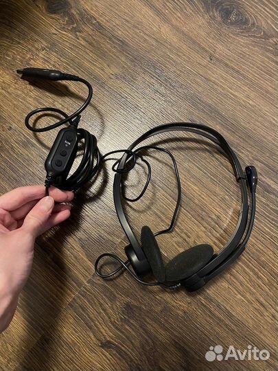 Наушники с шумоподавлением