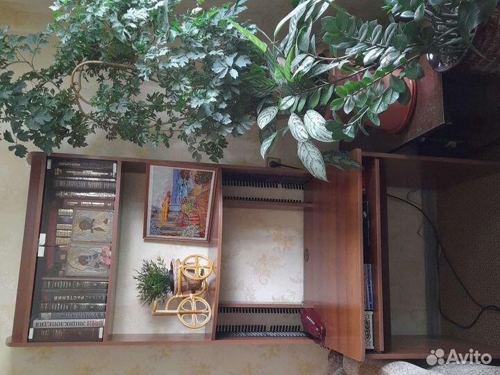 Компьютерный стол+украшение