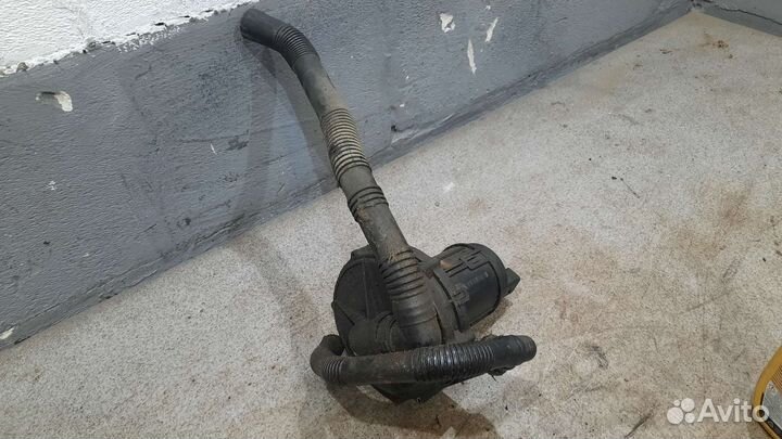 Воздушный насос Ауди A6 C5 Фольксваген Пассат B5