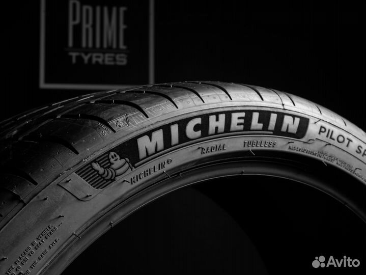 Michelin Pilot Sport 4 S 275/35 R20 и 245/40 R20