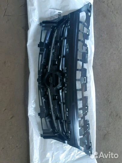 Решетка радиатора Opel Astra J