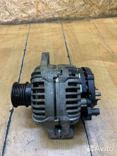 Генератор Opel Zafira B Z19DTH 2007