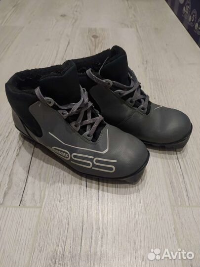 Лыжные ботинки 38 размер