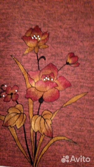 Свитер женский