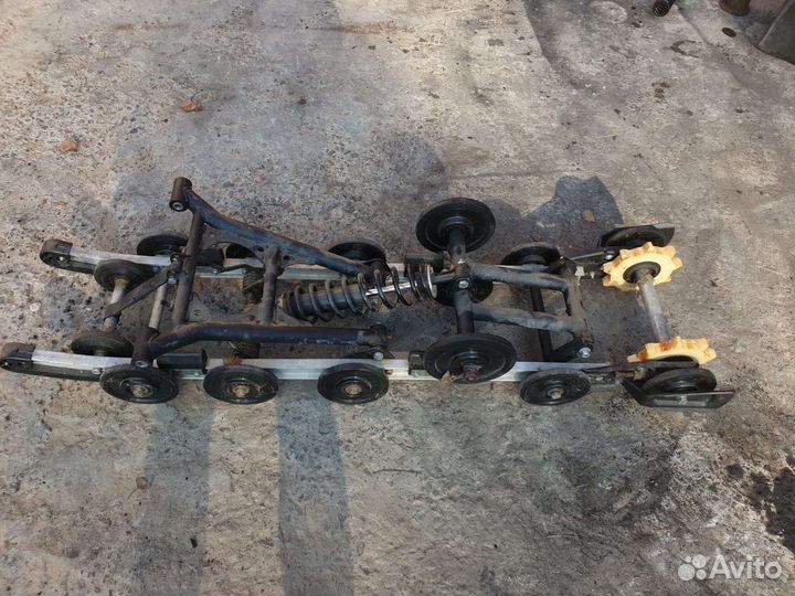 Тележка снегохода рысь, новая