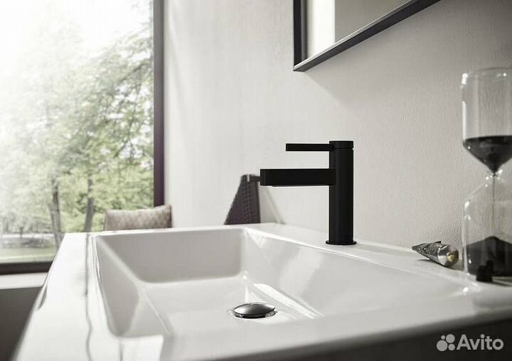 Смеситель для раковины Hansgrohe Finoris 76020670 черный