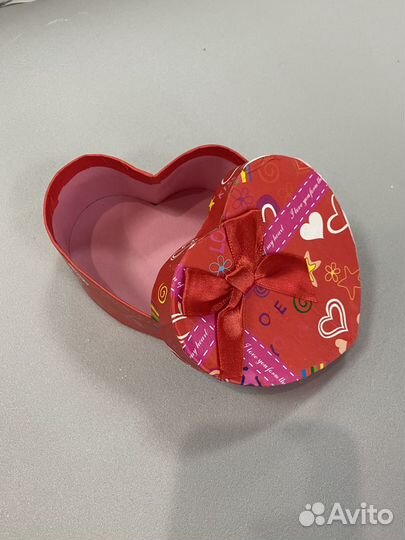 Подарочные коробки новые