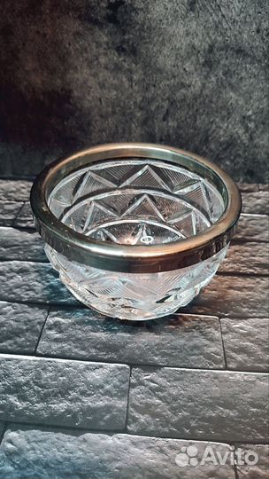 Ваза с металлическим ободком, хрусталь Винтаж