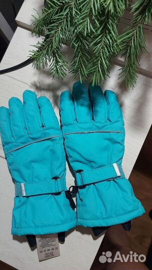 Горнолыжные перчатки для подростка
