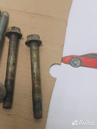 Болты Nissan Murano 3 Z52