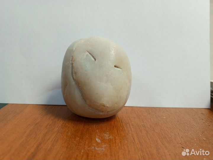 Улыбающийся камень