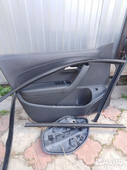 Обивка дверная передняя