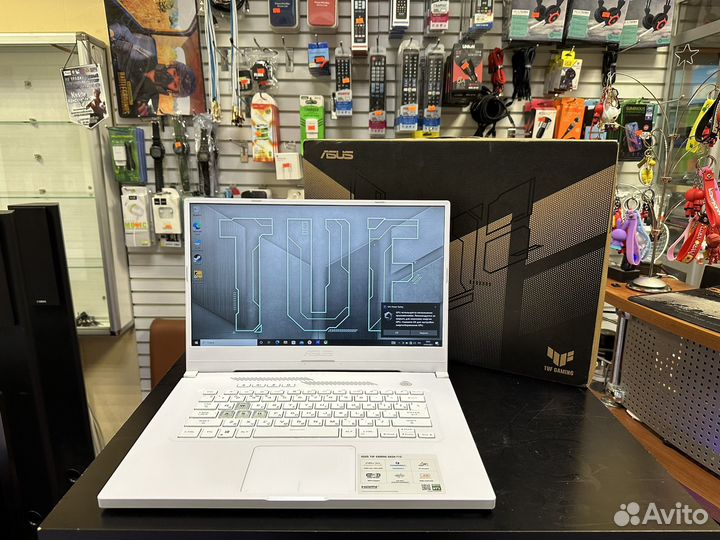 Asus TUF Gaming dash F15 i7/1tb/16gb/3070/240Hz