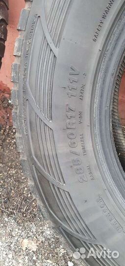 Yokohama Avid S/T 285/60 R17 111V