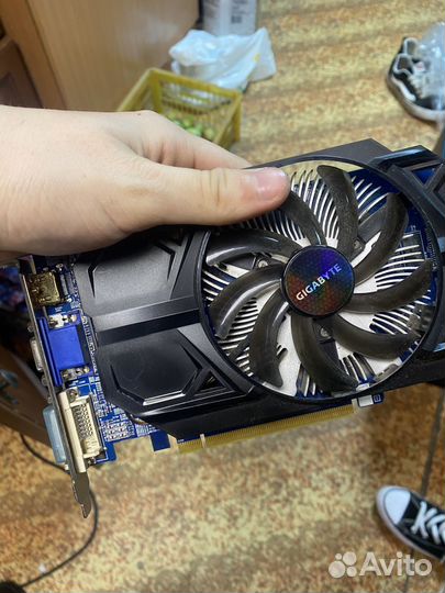 Видеокарта amd radeon r7 240 2gb