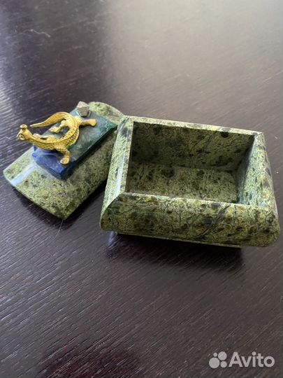 Шкатулка из змеевика 5х7