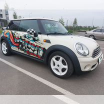 MINI One 1.6 AT, 2010, 155 479 км, с пробегом, цена 780 000 руб.