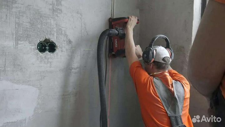 Штробление стен Электромонтаж. Электрик