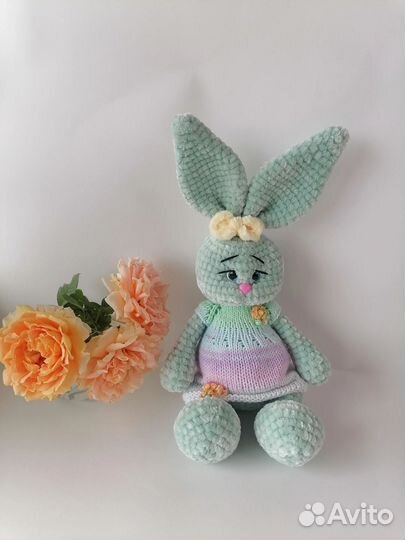 Плюшевая игрушка заяц