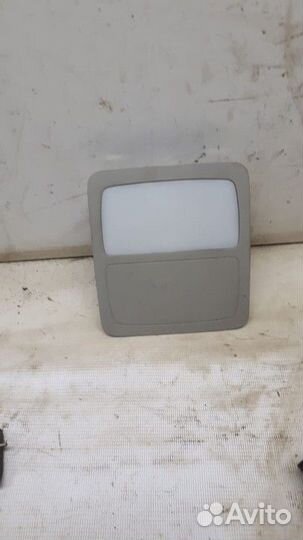 Плафон внутреннего освещения Audi Q7