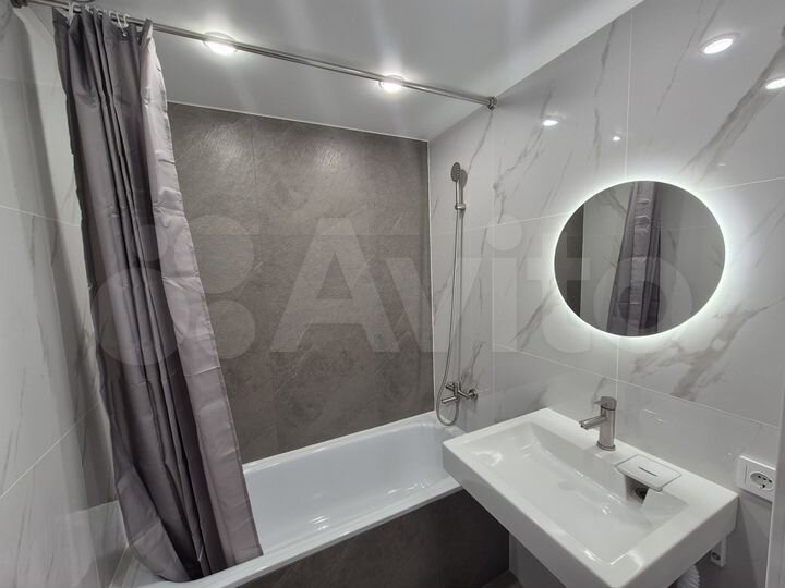 2-к. квартира, 65 м², 5/11 эт.