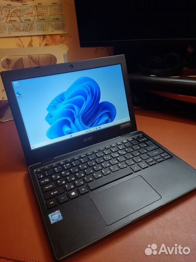 Acer TravelMate B1