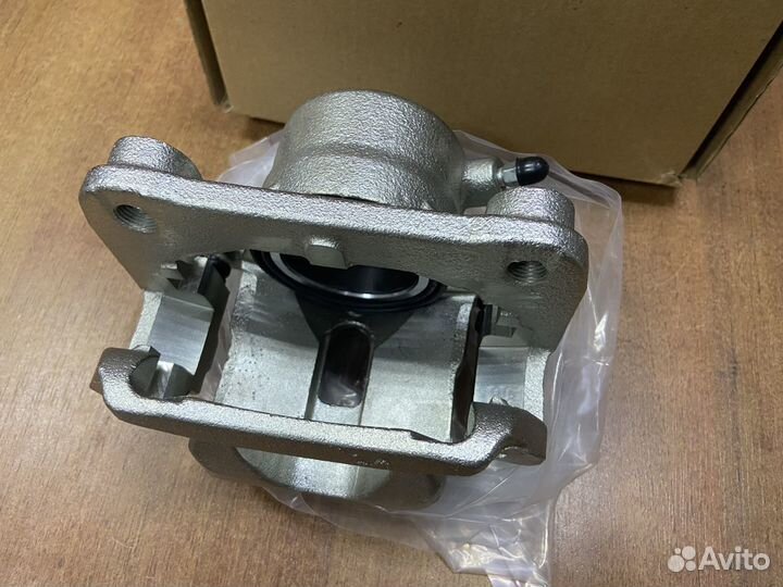 Суппорт shimo suzuki grand vitara 98-05 левый