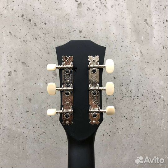 Акустическая гитара