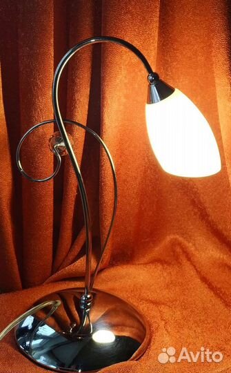 Светильник настольный, хром