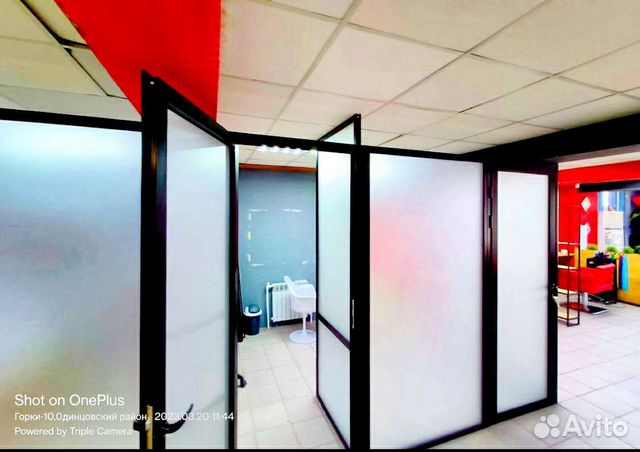 Офисные перегородки, пластик, алюминий, безрамные