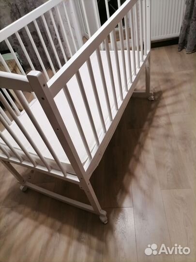 Детская кроватка