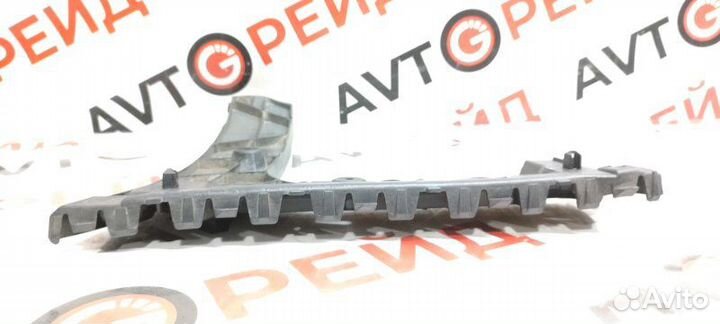 Крепление бампера заднее левое Audi A6 4G CGW