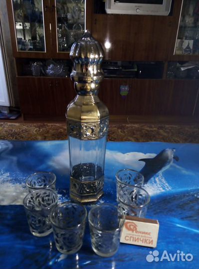 Набор-графин,6 стопок,новые, (3 шт),жаровня б/у