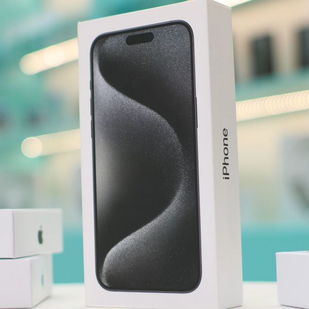 iPhone 15 Pro, 512 ГБ, SIM + eSIM