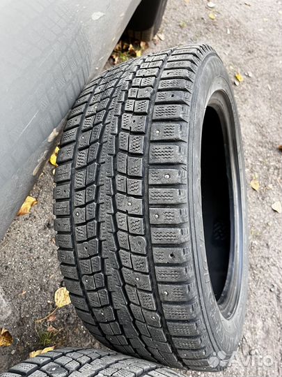 Dunlop SP Winter Ice 01 205/55 R16 94