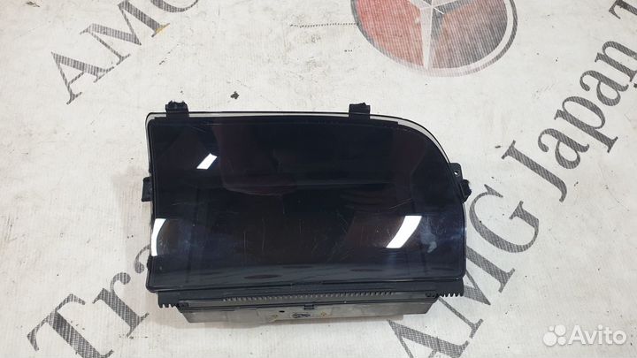 Монитор Mercedes-Benz S-Class W221