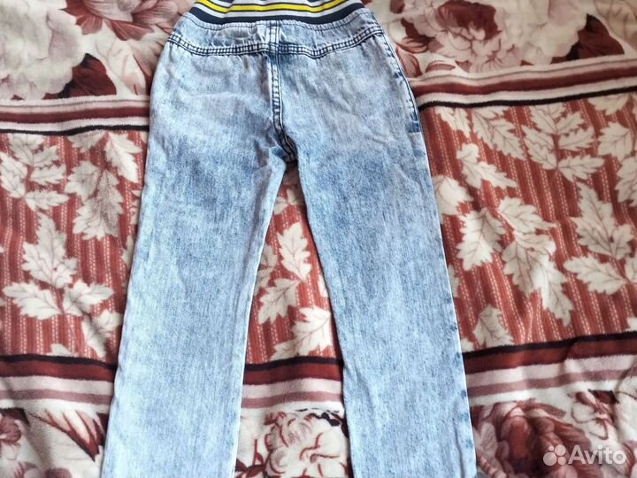 Джинсы