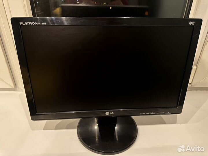 Монитор LG Flatron W1941S