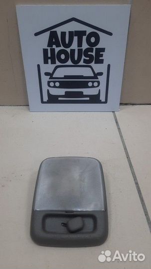 Плафон внутреннего освещения Nissan Patrol