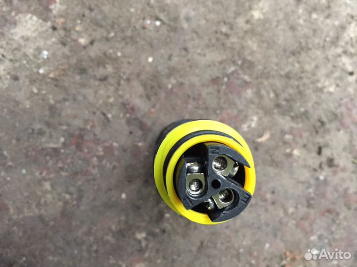 Коннектор 3 разъемный