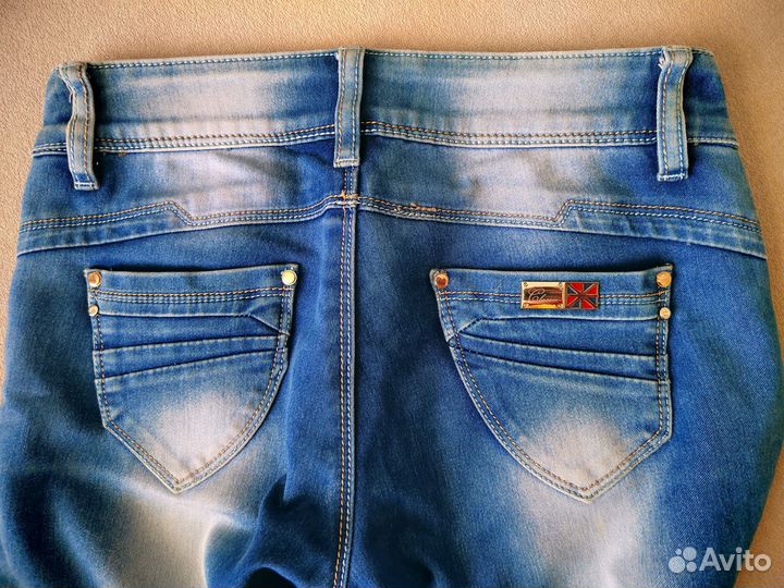 Джинсы женские синие 46 размер